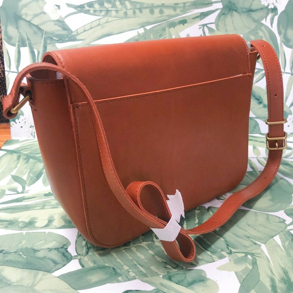 Madewell The Abroad Shoulder Bag L4913 Purse Brown Sleek Clasp Leather New - Picture 6 of 9